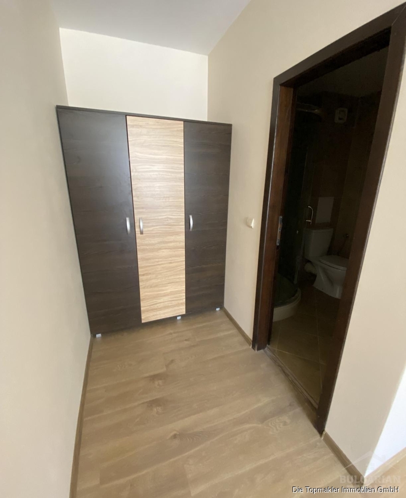 Großzügige 2-Zimmer-Wohnung im Komplex „Luxor“ - Bild (83792)