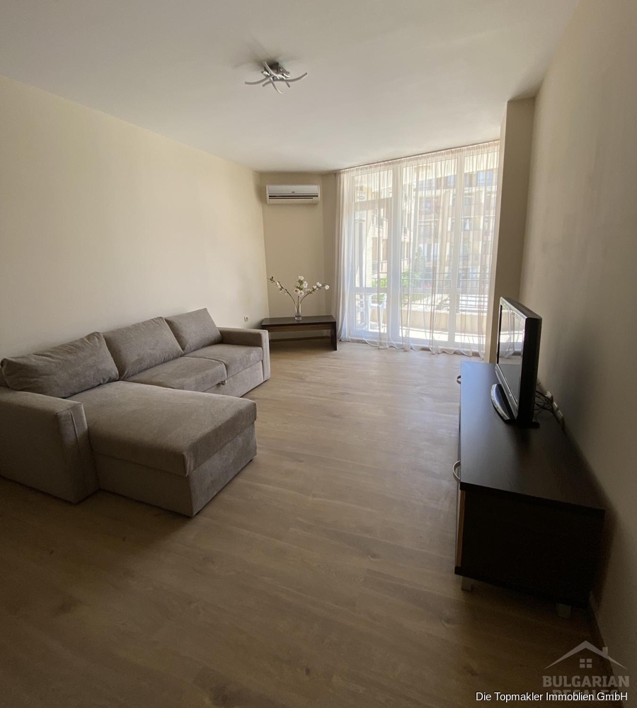 Großzügige 2-Zimmer-Wohnung im Komplex „Luxor“ - Bild (83781)