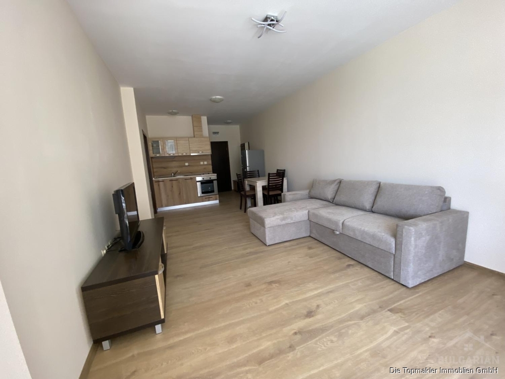 Großzügige 2-Zimmer-Wohnung im Komplex „Luxor“ - Bild (83779)