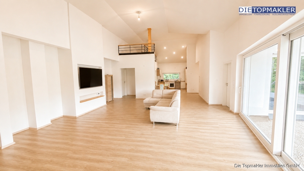 Exklusiver Bungalow im Villa-Stil – nur 15 Minuten von Paderborn entfernt - Wohnzimmer (86561)