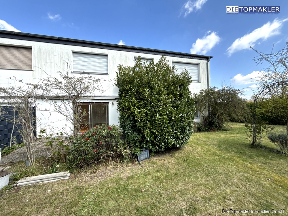 Großzügige Erdgeschoss Wohnung mit Garten - Terrasse / Garten (83974)