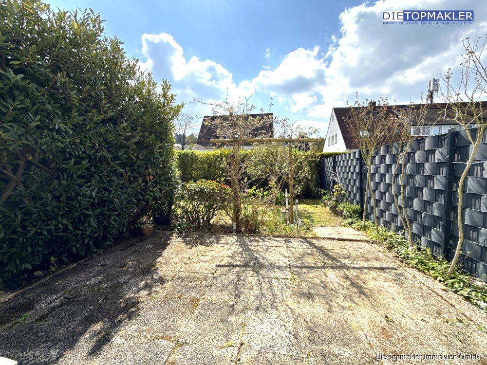 Großzügige Erdgeschoss Wohnung mit Garten - Terrasse (83992)