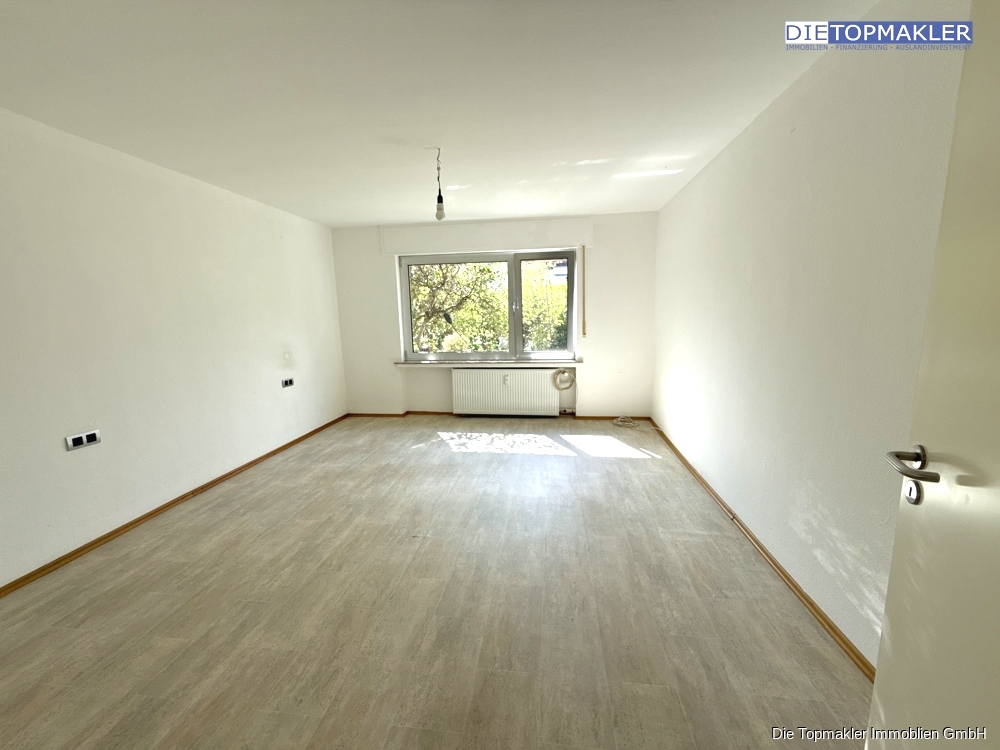 Großzügige Erdgeschoss Wohnung mit Garten - Schlafzimmer (83987)