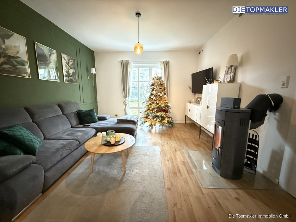 Einfamilienhaus mit viel Potenzial - Wohnen (82264)