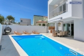 5 - Moderne Doppelhaushälfte mit Pool nur 150 m vom Meer entfernt – Top-Investment bei Zadar