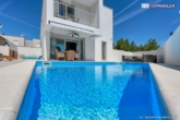 2 - Moderne Doppelhaushälfte mit Pool nur 150 m vom Meer entfernt – Top-Investment bei Zadar