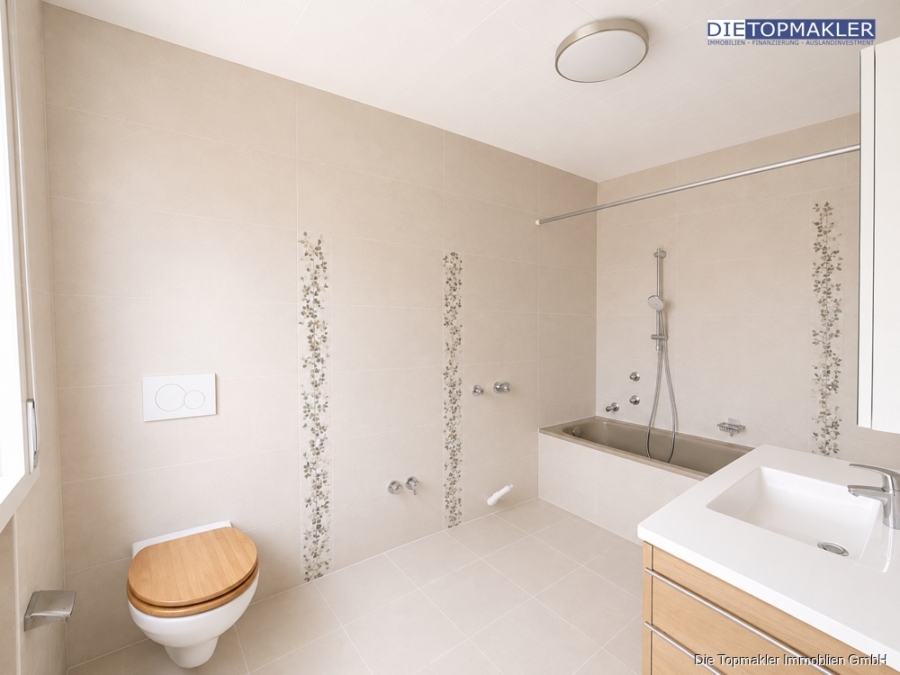 Bearbeitet_Wohnung Nr.3_Badezimmer