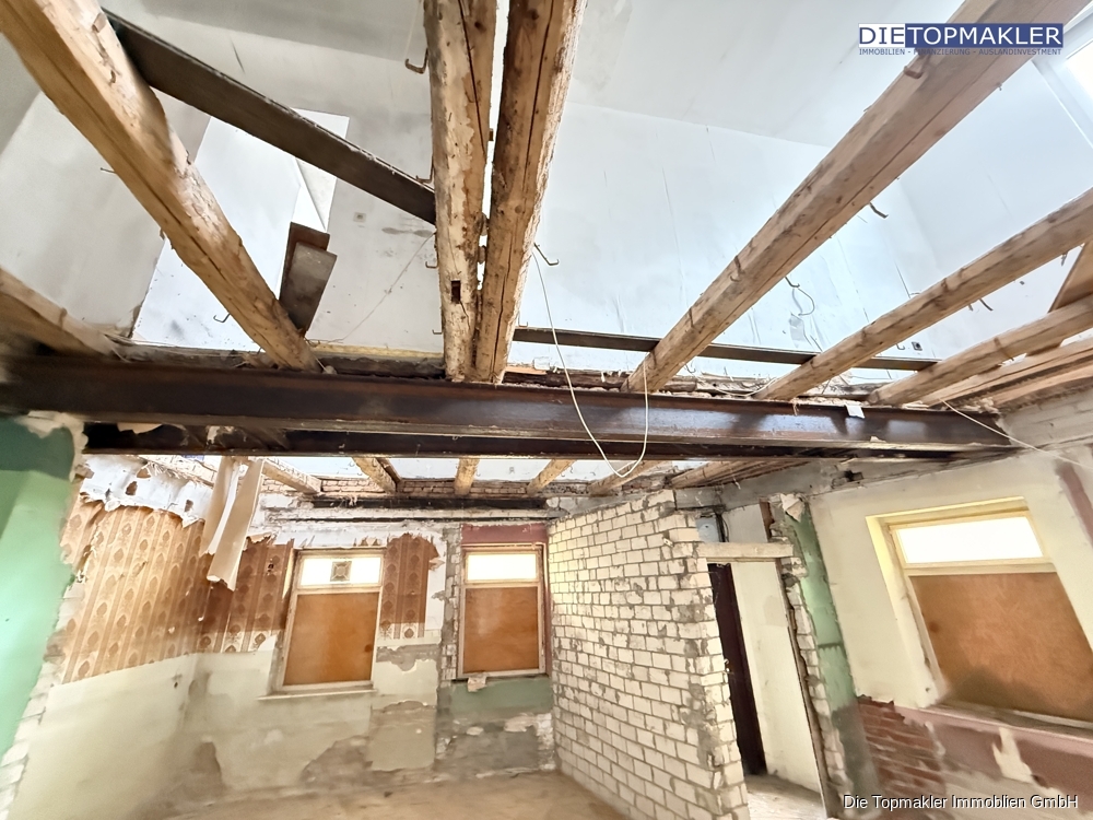 Pflege- und Sozialimmobilie mit 17 Demenzwohnungen und Tagespflege -KfW- 40 Neubau - Erdgeschoss (85581)