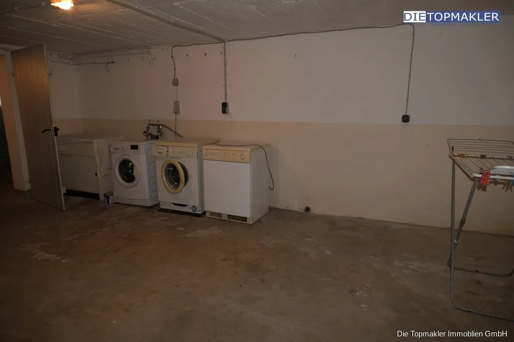 Kapitalanlage 8 Wohneinheiten in Extertal - WasschraumNr.1 (86706)