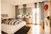 Elternzimmer WohnungNr.2 - Kapitalanlage 8 Wohneinheiten in Extertal