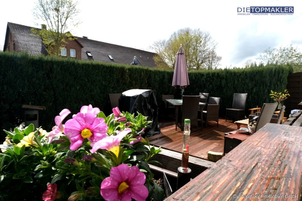 Kapitalanlage 8 Wohneinheiten in Extertal - Terrasse (86696)