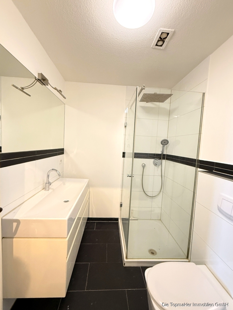 Penthousewohnung – Helle Wohnung in bester Innenstadtlage Paderborn - Badezimmer (86329)