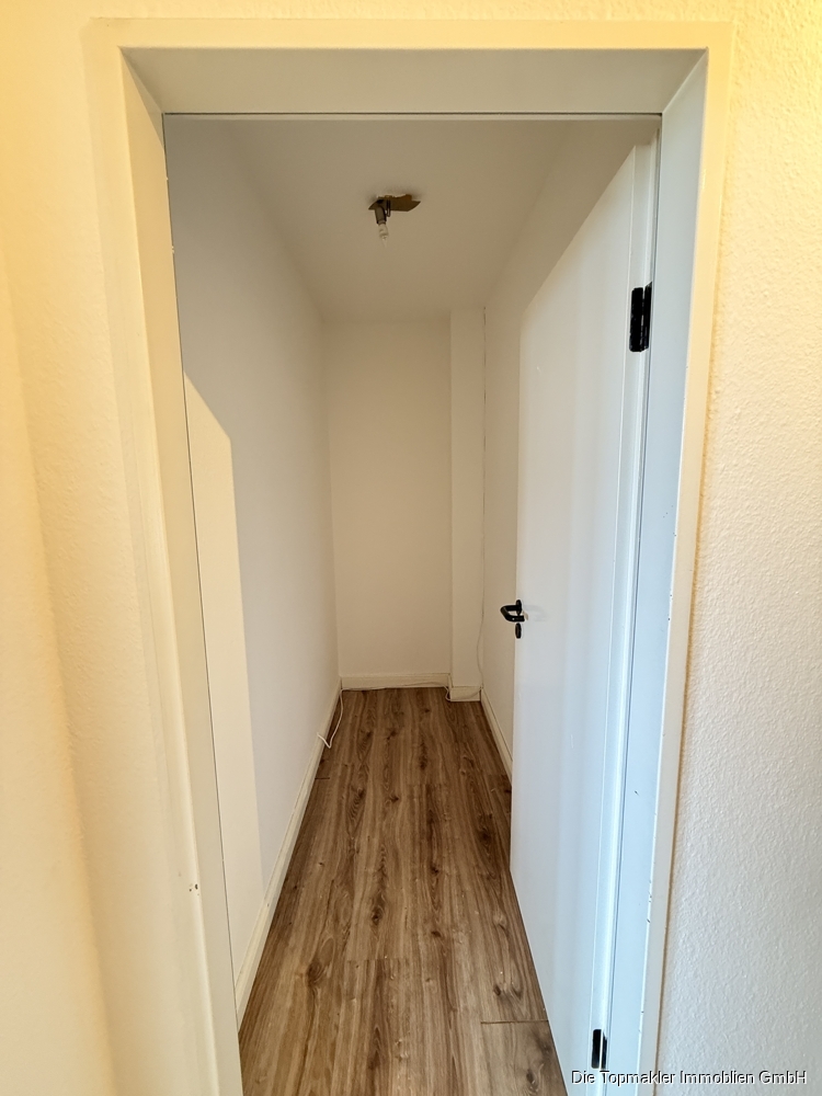 Penthousewohnung – Helle Wohnung in bester Innenstadtlage Paderborn - Abst.Raum (86330)