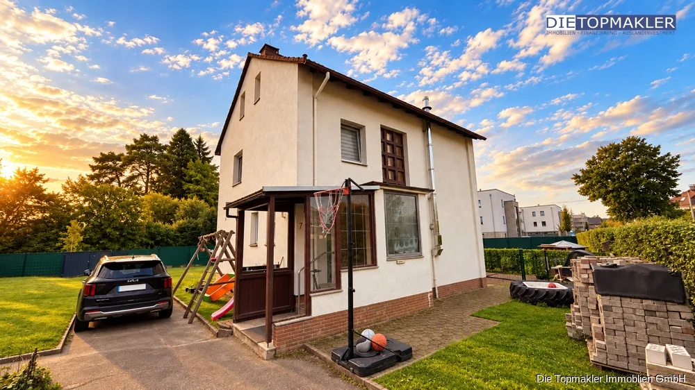 Großzügiges Einfamilienhaus in Brakel - Eingang (86887)