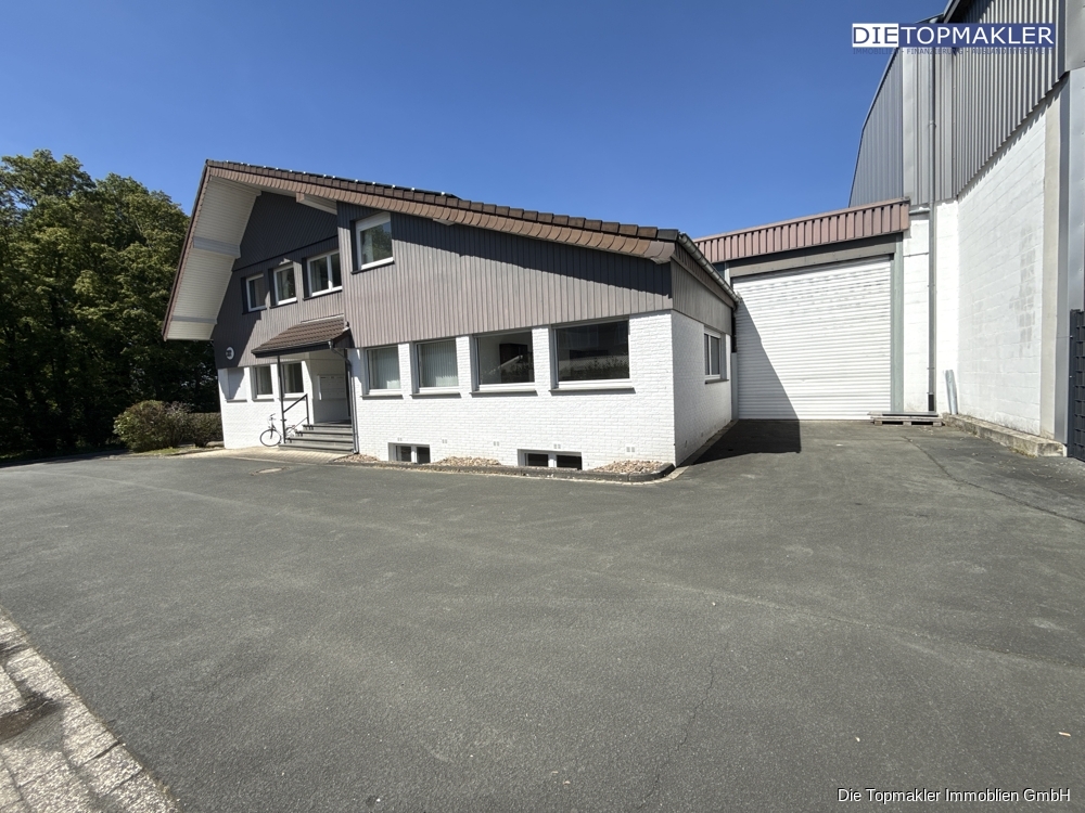 Wohn u. Geschäftshaus in Salzkotten - Eingang / Halle (85688)