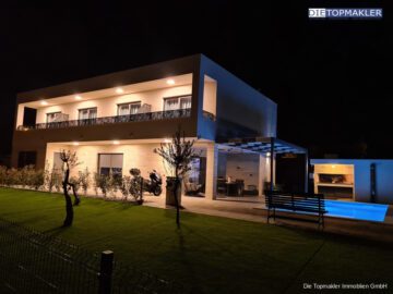 Luxuriöse Villa mit Blick auf das Meer! Modern eingerichtet. Hier bleiben keine Wünsche offen!, 22211 Vodice (Kroatien), Villa