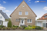 Eingang - Einfamilienhaus mit Bauplatz