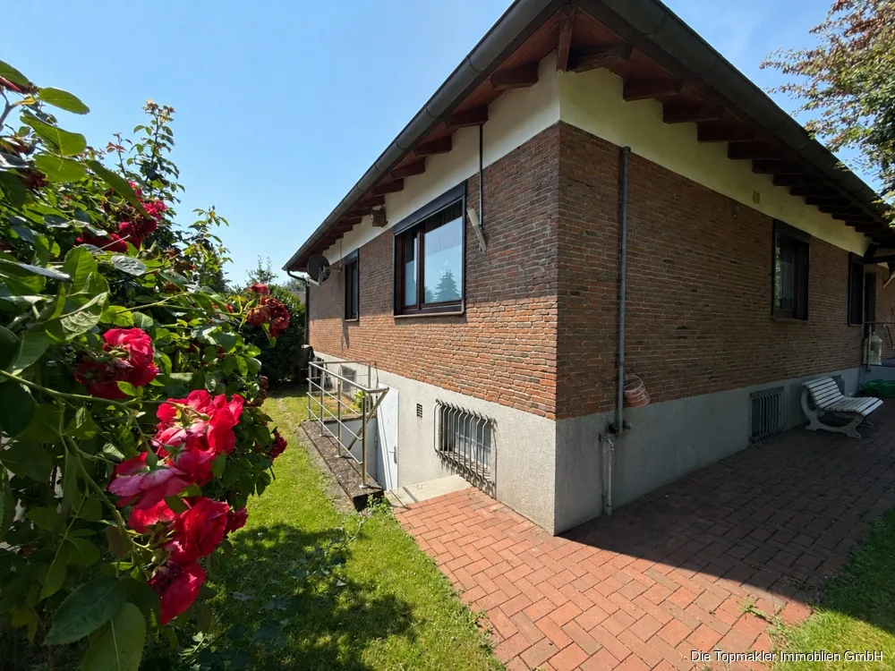 Bungalow in Bielefeld - Seitenansicht (86621)