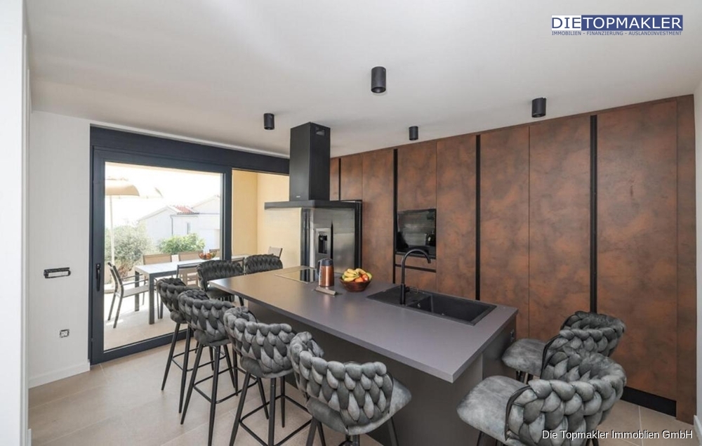 Moderne Villa mit atemberaubendem Meerblick - Bild (83884)