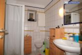 Einfamilienhaus mit Einliegerwohnung und PV-Anlage - Badezimmer_2_Haus