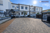Zufahrt - Lichtdurchflutetes Reihenhaus mit Garten & Loggia – ideal für Familien