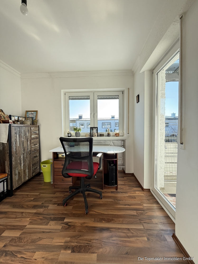 Lichtdurchflutetes Reihenhaus mit Garten & Loggia – ideal für Familien - Schlafzimmer Nr.2 (83090)